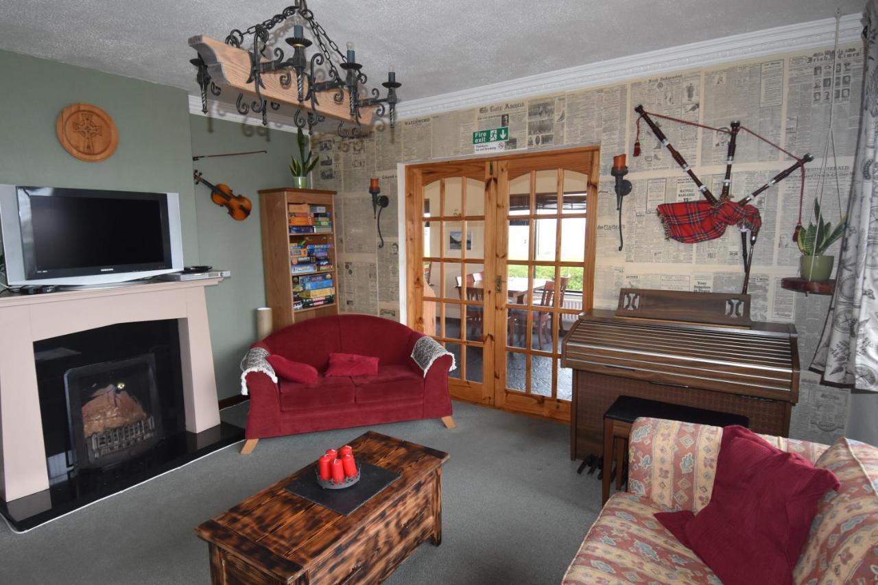 Slieve Elva B&B ลิสดูนวาร์นา ภายนอก รูปภาพ