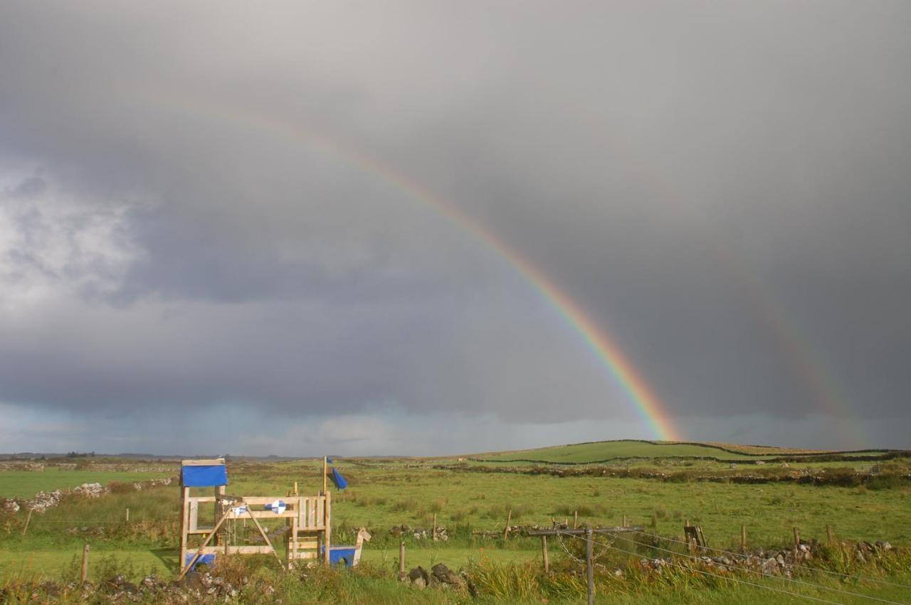 Slieve Elva B&B ลิสดูนวาร์นา ภายนอก รูปภาพ