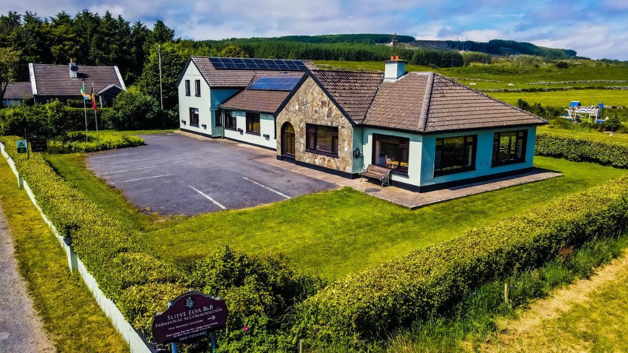 Slieve Elva B&B ลิสดูนวาร์นา ภายนอก รูปภาพ
