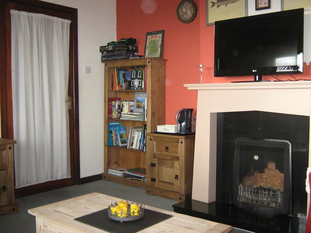 Slieve Elva B&B ลิสดูนวาร์นา ภายนอก รูปภาพ