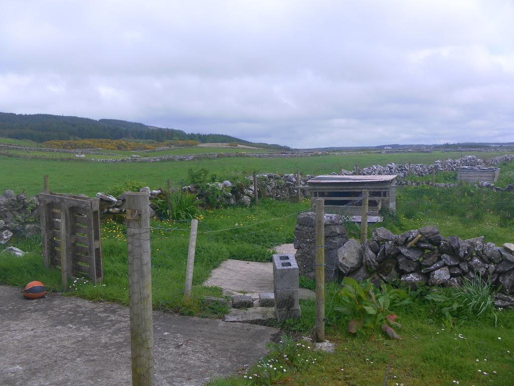 Slieve Elva B&B ลิสดูนวาร์นา ภายนอก รูปภาพ